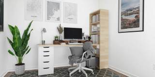 LEO at Flint Crossing Gallery 25