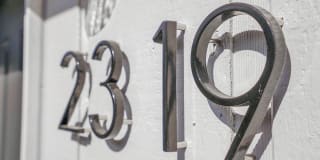 2339 Lee Street Gallery 26