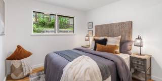 Remodeled Rambler with 2/Car garage, RV Parking and an Impressive Back Yard!!!!! Gallery 21