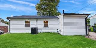 Room in 3 Bedroom Home at Braden Dr Gallery 6