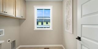 Luxury Townhome for Lease at the Courtyards at Hidden Crest - 7013 NE 132nd Way Gallery 17