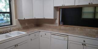 3 Bed house on Sharkey St! Available NOW! Gallery 6