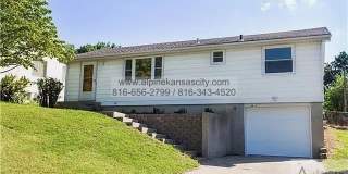 4413 North Walrond Avenue Gallery 1