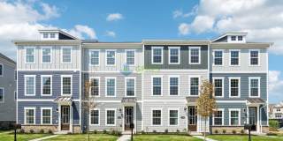 Upscale 3BR Townhome with Study, 2-Car Garage & Modern Finishes in McCandless Square Gallery 1