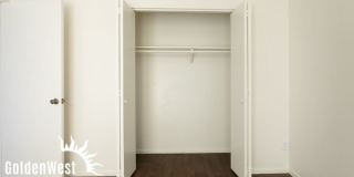 2209 West Belmont Avenue Gallery 9