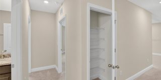 2546 WARREN ACRES Boulevard Gallery 47