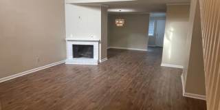 3BD/2BA Townhouse Located in the Heart of East Memphis Gallery 3