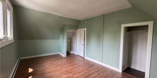 548 Potomac Avenue Gallery 10