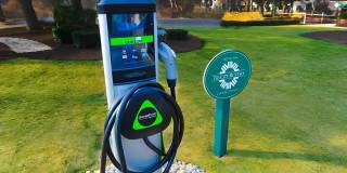Woodlake Gallery 18