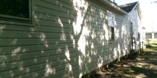 Charming Cottage on A. Avenue - MOVE IN SPECIAL $200 OFF 1st Months Rent: Gallery 17