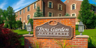 Troy Garden Gallery 11