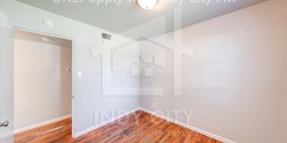 16 South Galeston Avenue Gallery 11