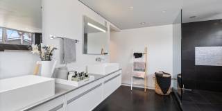 720 Brooks Ave Gallery 24