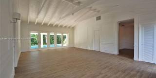 510 Bird Rd Gallery 2