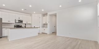21301 W Roanoke Avenue Gallery 12