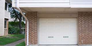 Adorable 2 bedroom townhome style Condo Gallery 23