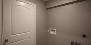 Beautiful 3 Bedroom 2 Bathroom Townhouse in South Tyler! Now offering 1/2 off first full month rent free! Gallery 10