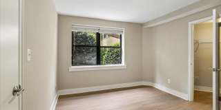 212-212 OAKWOOD Street SE Gallery 23