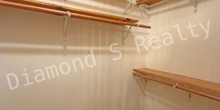 Charming 3 Bedroom in Desirable South Neighborhood! Gallery 11