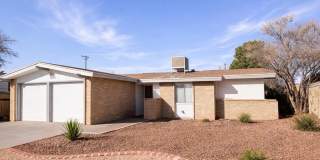 3425 E GLEN Drive Gallery 1