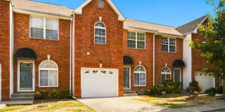 7 miles to downtown, rolling greenspace behind rental beautiful views, located in "Easthaven" 3BR 2.5 baths, 1,596 sq ft. 7 miles to downtown, rolling greenspace behind rental beautiful views, located in "Easthaven" 3BR 2.5 baths, 1,596 sq ft. Gallery 1