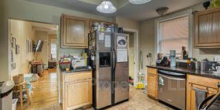 245 Collins Avenue Gallery 11