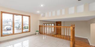 295 Plain Court unit: Right Gallery 4