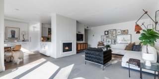 809 South Bundy Drive Gallery 6