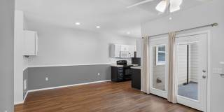 Charming 3 BD 2 BA Townhome Located in Hillsboro's Briarcreek Community | Recently Updated! | Main-Level Bedroom & Full Bath | Great Private Patio!* Gallery 8
