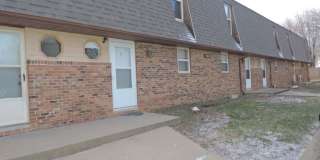 3 Bd Townhome Gallery 1