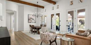 8905 E Mountain Spring Road Gallery 3