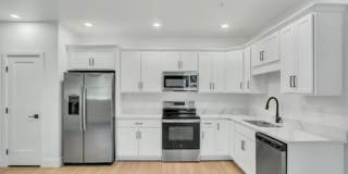 1309 N Bridge Street Gallery 72