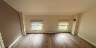 167 Front Street Gallery 27