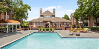 Arbors River Oaks Apartments Gallery 12