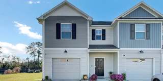 3 Bedroom 2.5 Bath Townhouse in Lakeview Commons - Goose Creek Gallery 1