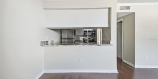 3102 W HORATIO STREET Gallery 9