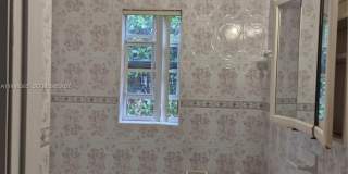 28 NE 49th St Gallery 8