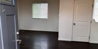 7922 Lindley Gallery 10