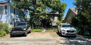 115 GRENADINE Street Gallery 34