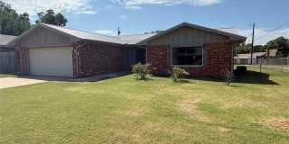 909 N HOWARD Avenue Gallery 1