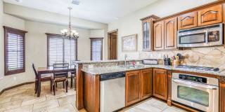 Westside area (Completely Furnished) Beautiful 4 bed/3 baths Westside area (Completely Furnished) Beautiful 4 bed/3 baths Gallery 9