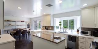 13902 VALLEY VISTA Gallery 5