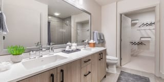 North at Totem Lake Apartments Gallery 8