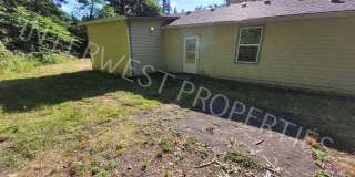 Cozy 3 bd House in Oregon City with Garage, Storage, & W/D Hookups! Gallery 15
