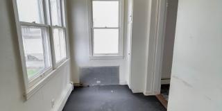 Space, Comfort & Location—Minutes from Ball State Gallery 7