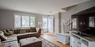 32 Howland Avenue Gallery 2
