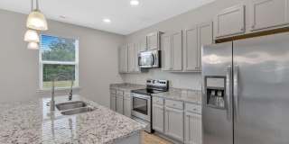4 Bedroom Home Available! Gallery 7
