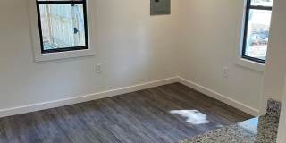 232 W Ash St Gallery 6