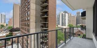 1400 N State Parkway Gallery 14