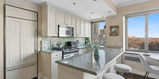 230 CENTRAL Park Gallery 5